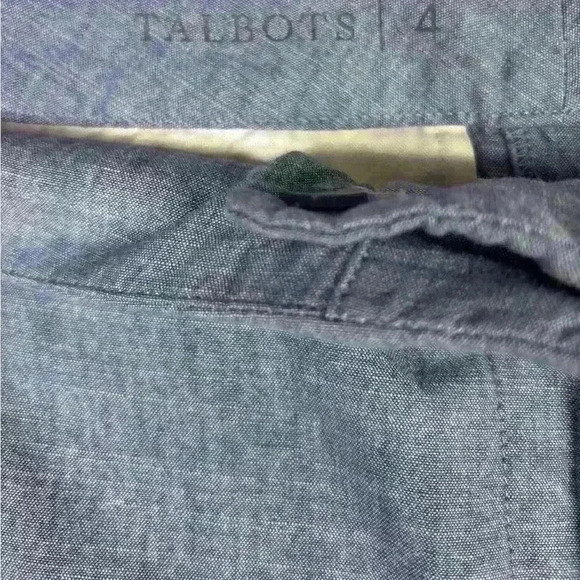 Talbot’s Chambray  5" Scalloped Hem Size 4 - Picture 2 of 7